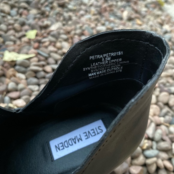 Steve Madden | Gorgeous Leve Block Heel Boots - Picture 10 of 12